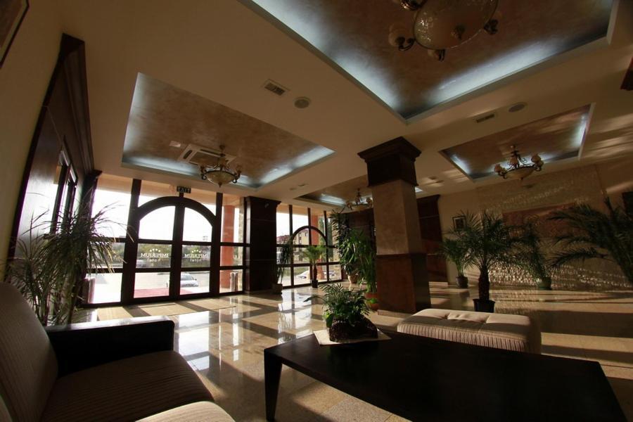 Hotel Imperium Σουκεάβα Εξωτερικό φωτογραφία