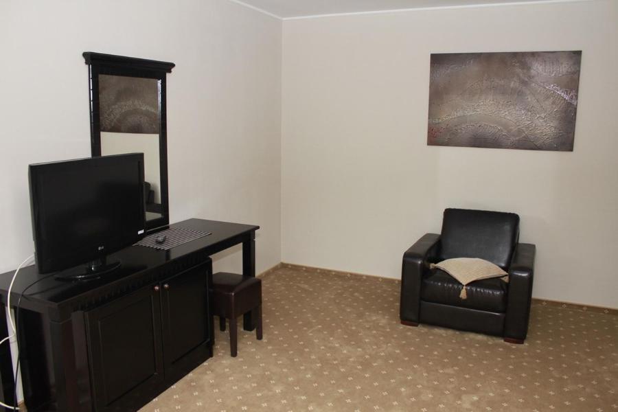 Hotel Imperium Σουκεάβα Εξωτερικό φωτογραφία